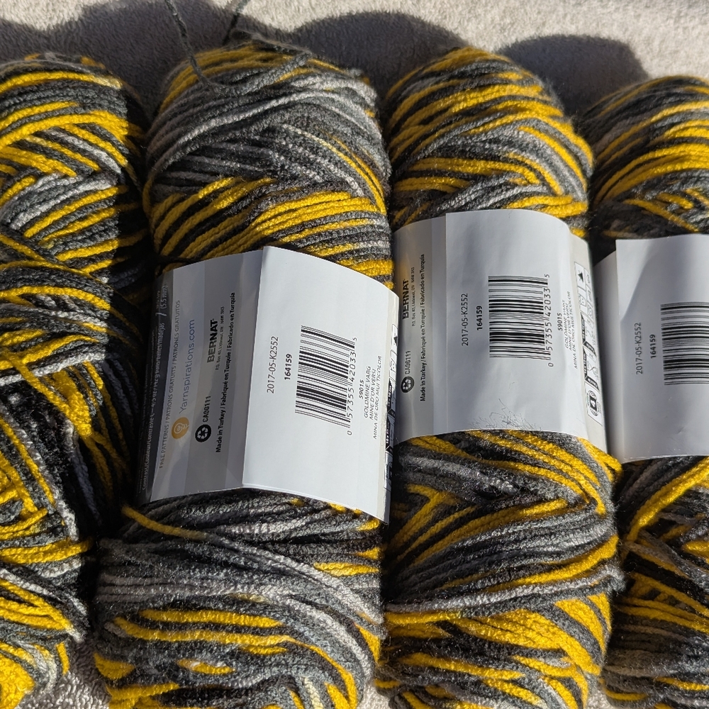 Barnat Premium Yarnspirations Goldmine Variegated Yarn, 3.5 Skiens, Gold & Grey - Picture 11 of 12